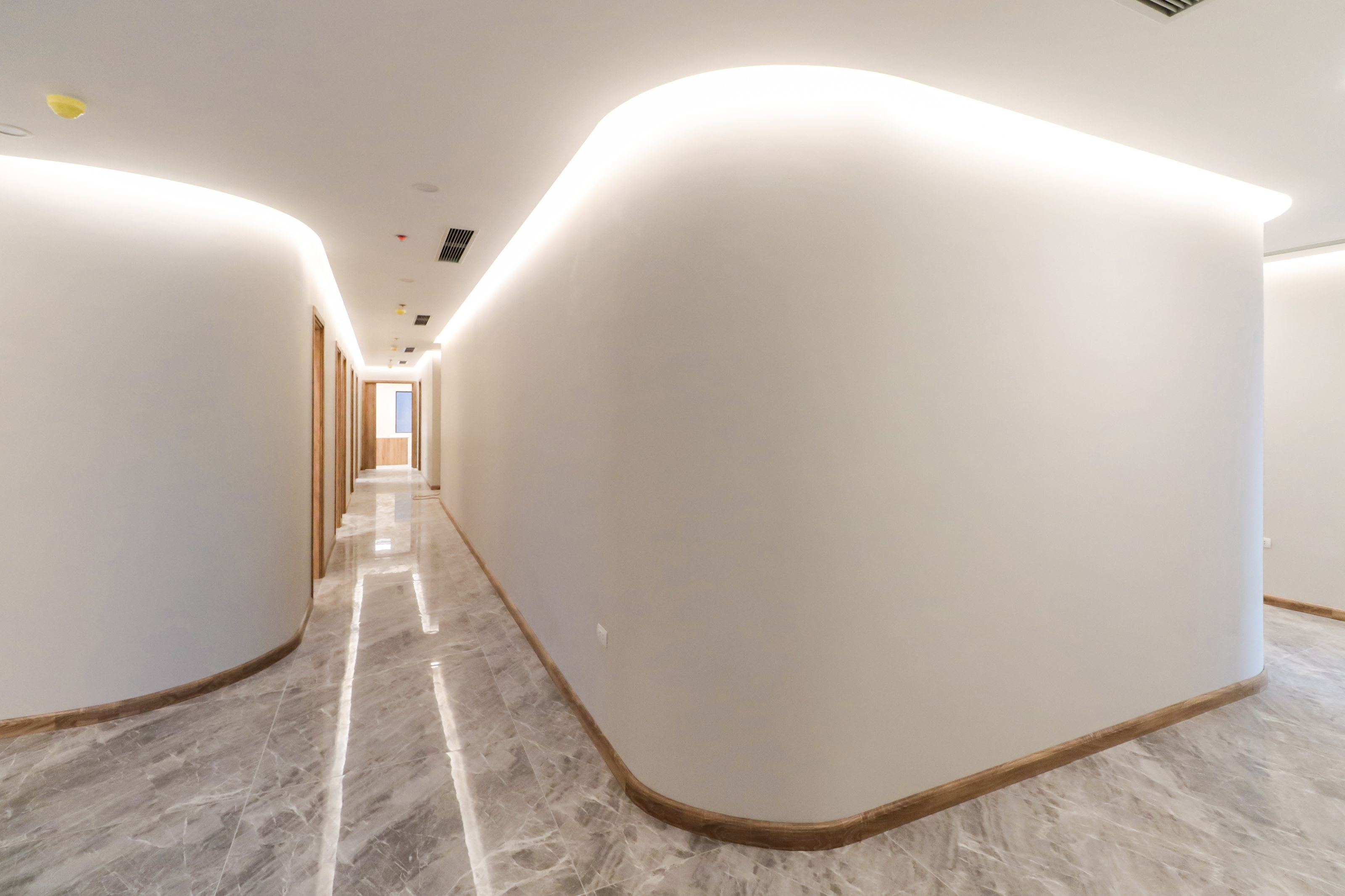 Cisza w Bieli — realizacja wnętrza, Warszawa